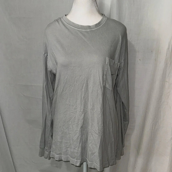 PINK Victoria's Secret Tops - oversized gray & blue Pink Victoria's Secret long sleeve shirt size small